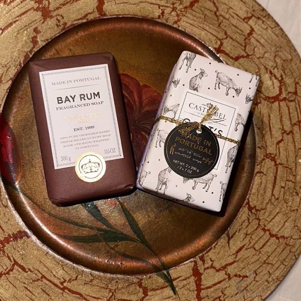 Men’s Set of 2 1 Bay Rum Fragranced Soap & 2 Goat’s Milk Bars